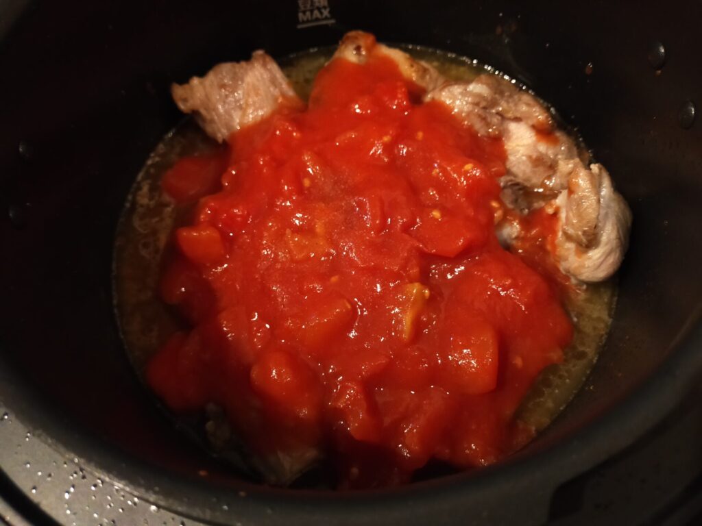 スペアリブのトマト煮